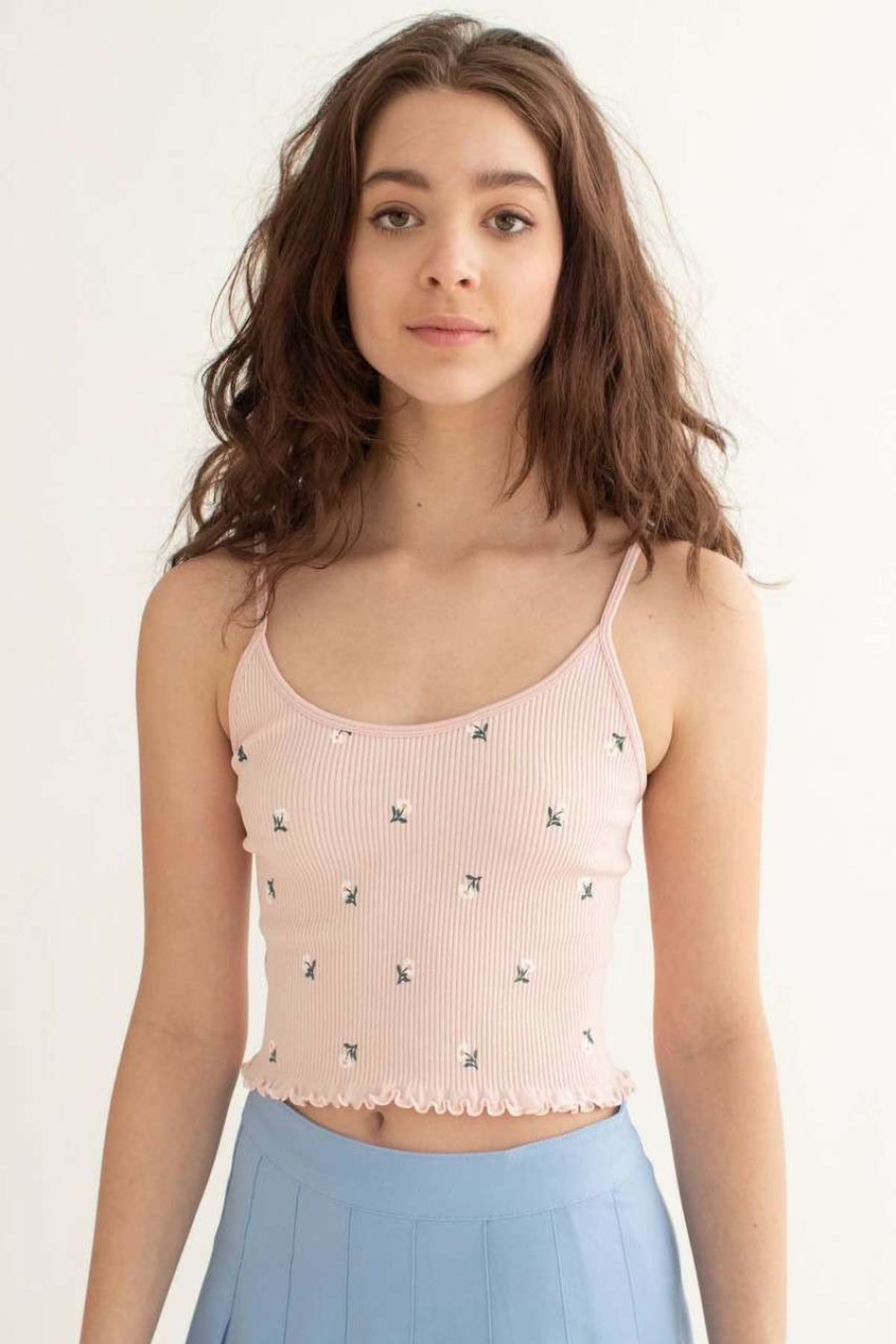 Women * | Half Off Pastel Pink Daisy Print Seamless Cropped Cami