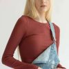 Women * | Special Offer Clay Seamless Long Sleeve Crew Neck Crop Top