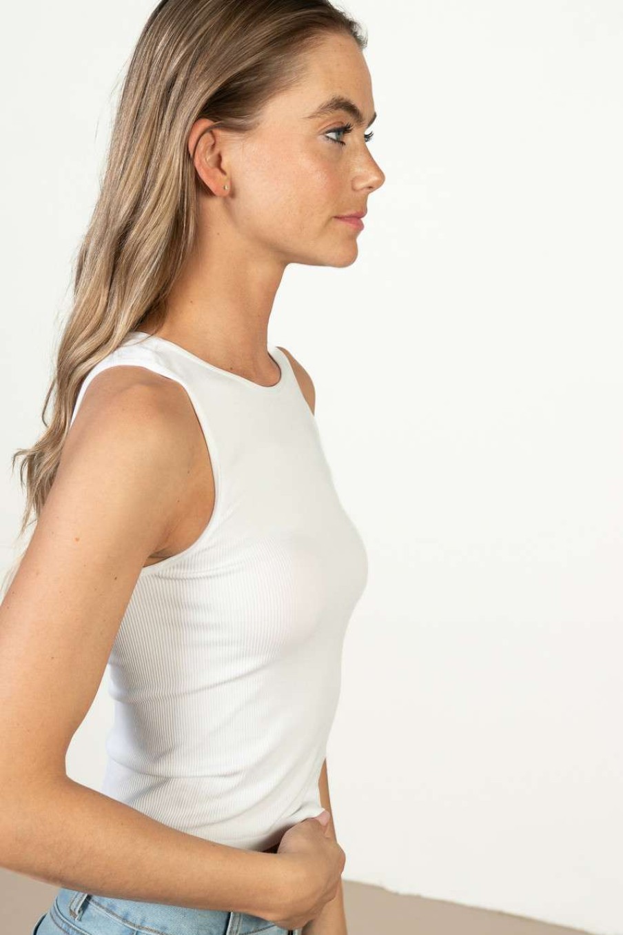 Women * | Online Store White Seamless Crew Neck Tank