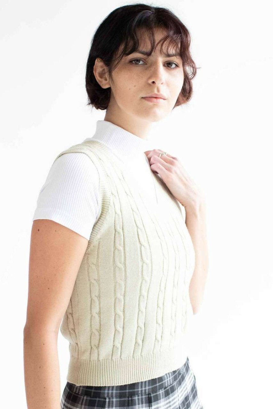 Women * | Special Price Sage Soft Cable Knit Sweater Vest