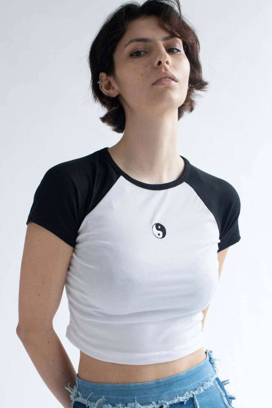 Women * | Bargain Sale Yin Yang Embroidered Black & White Baseball Tee