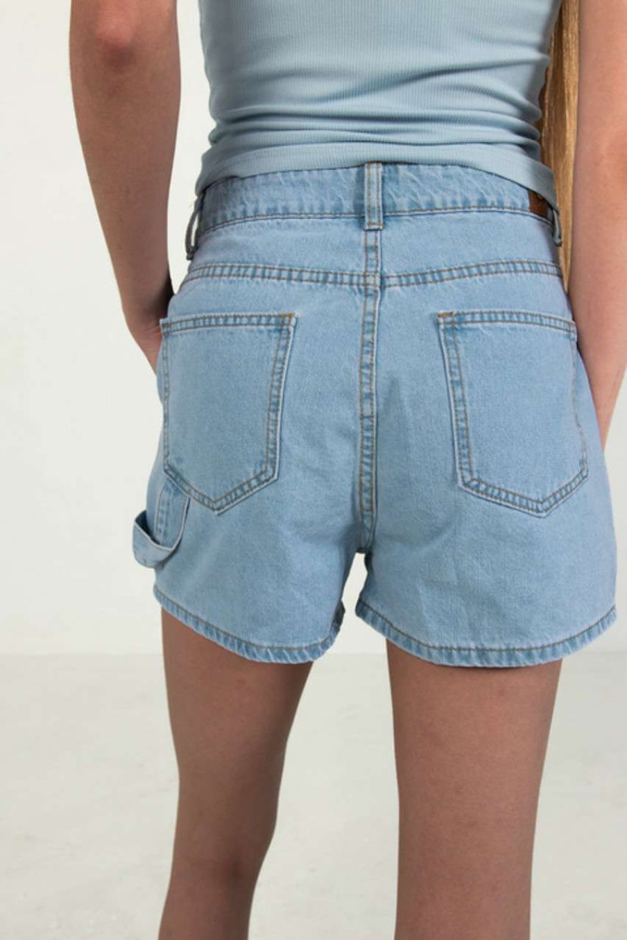 Women * | Cut-Price Light Wash Carpenter Shorts