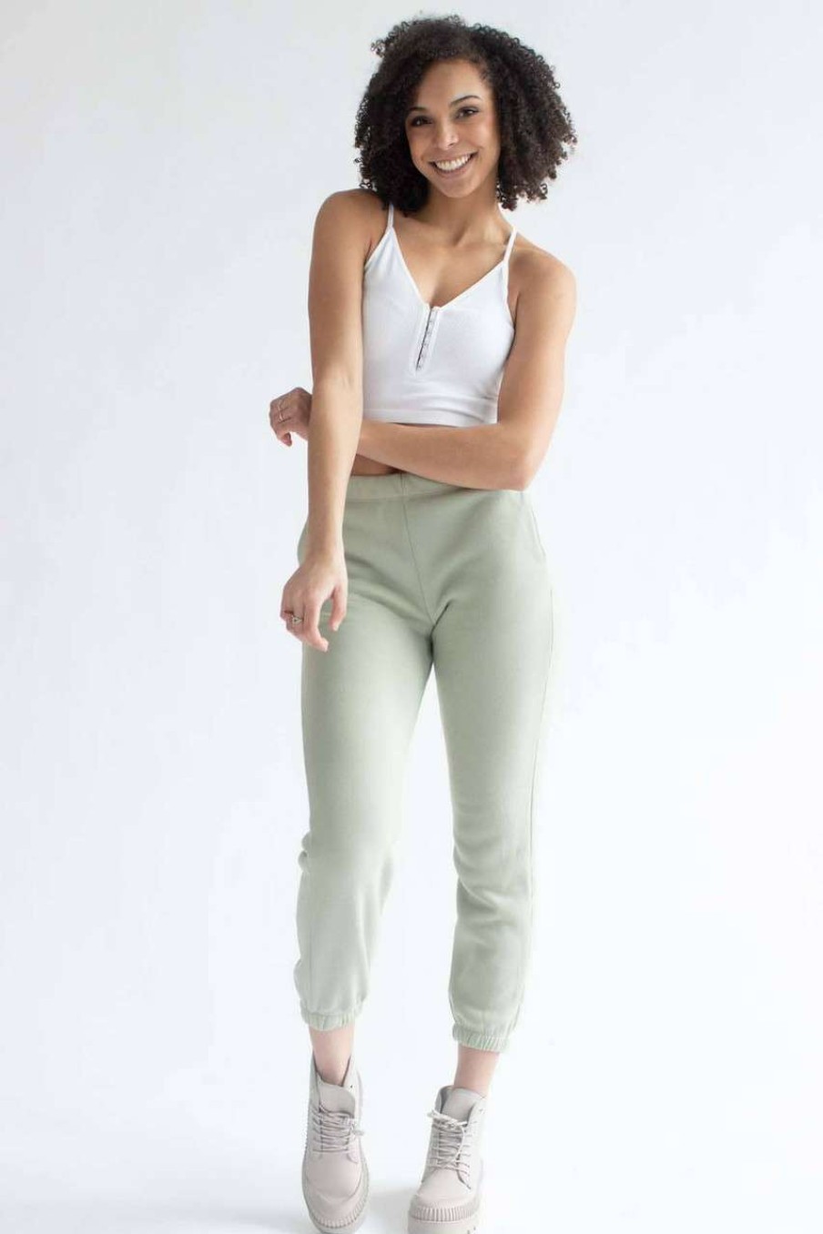 Women * | On Discount White Seamless Hook & Eye Cropped Cami