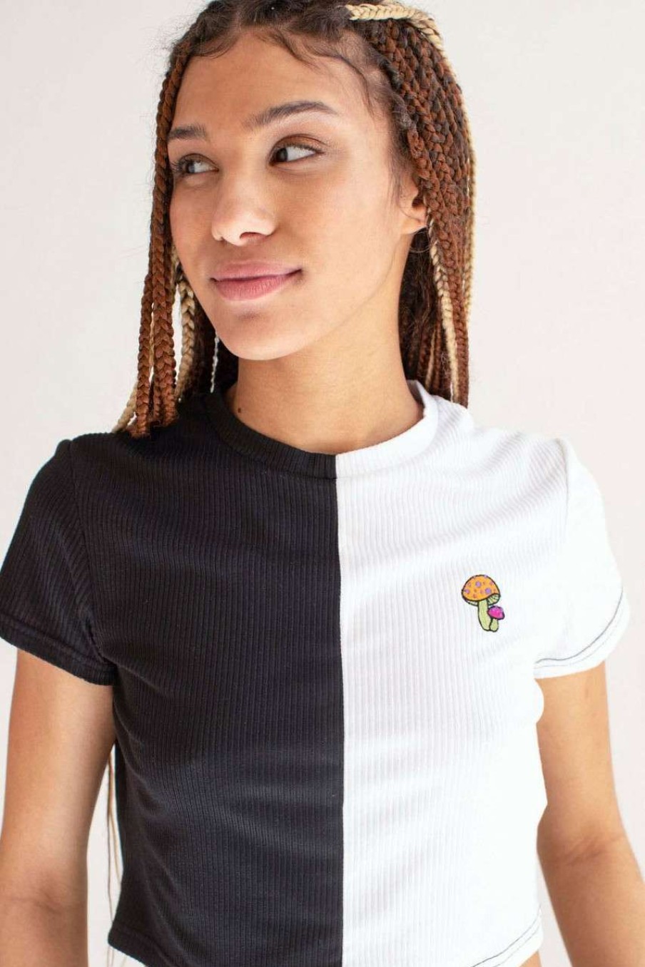 Women * | Clearance Embroidered Mushroom Black & White Split Tee