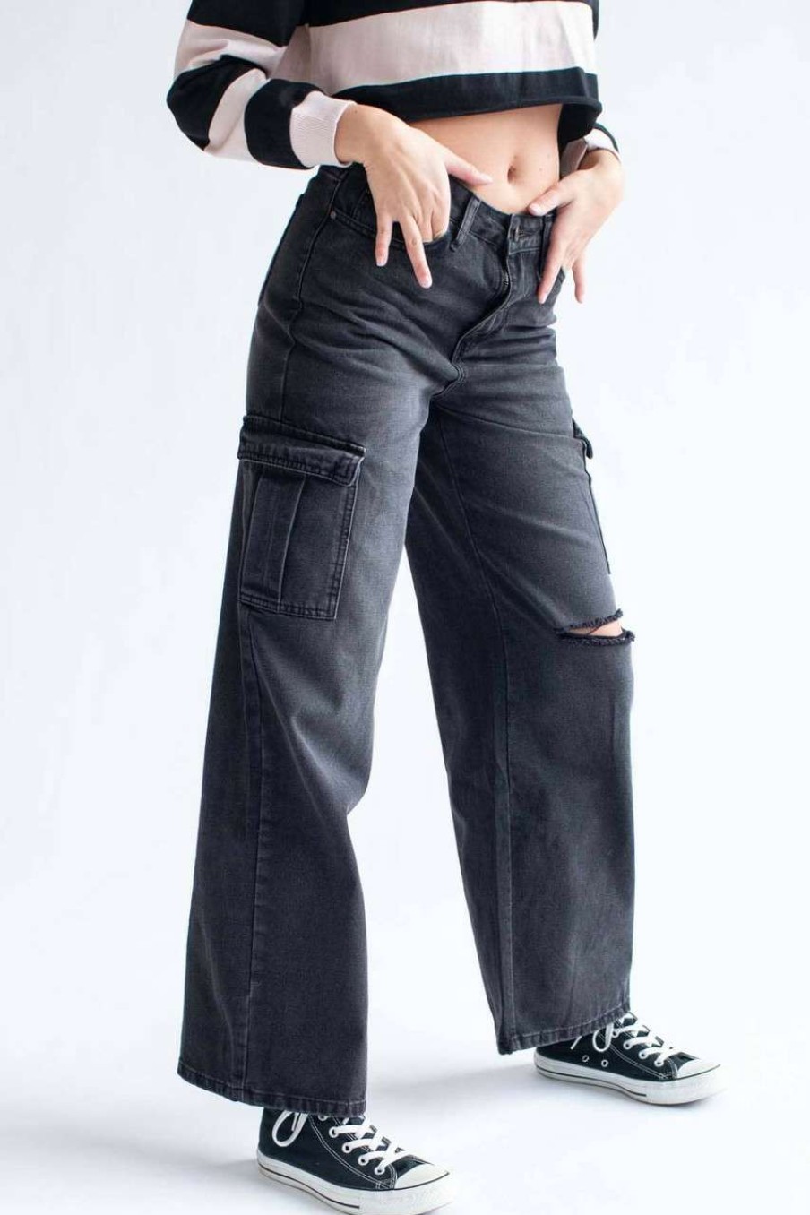 Women * | Limit Offer Wide Leg Cargo Pocket Jeans