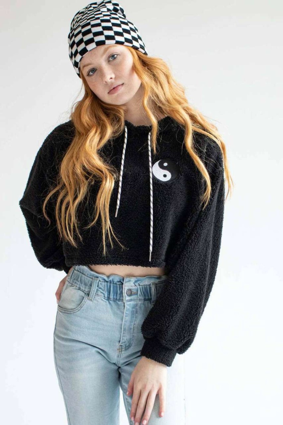 Women * | Clearance Embroidered Yin Yang Teddy Bear Cropped Hoodie